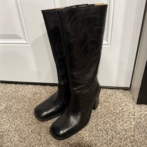 Vintage swirl frye boots